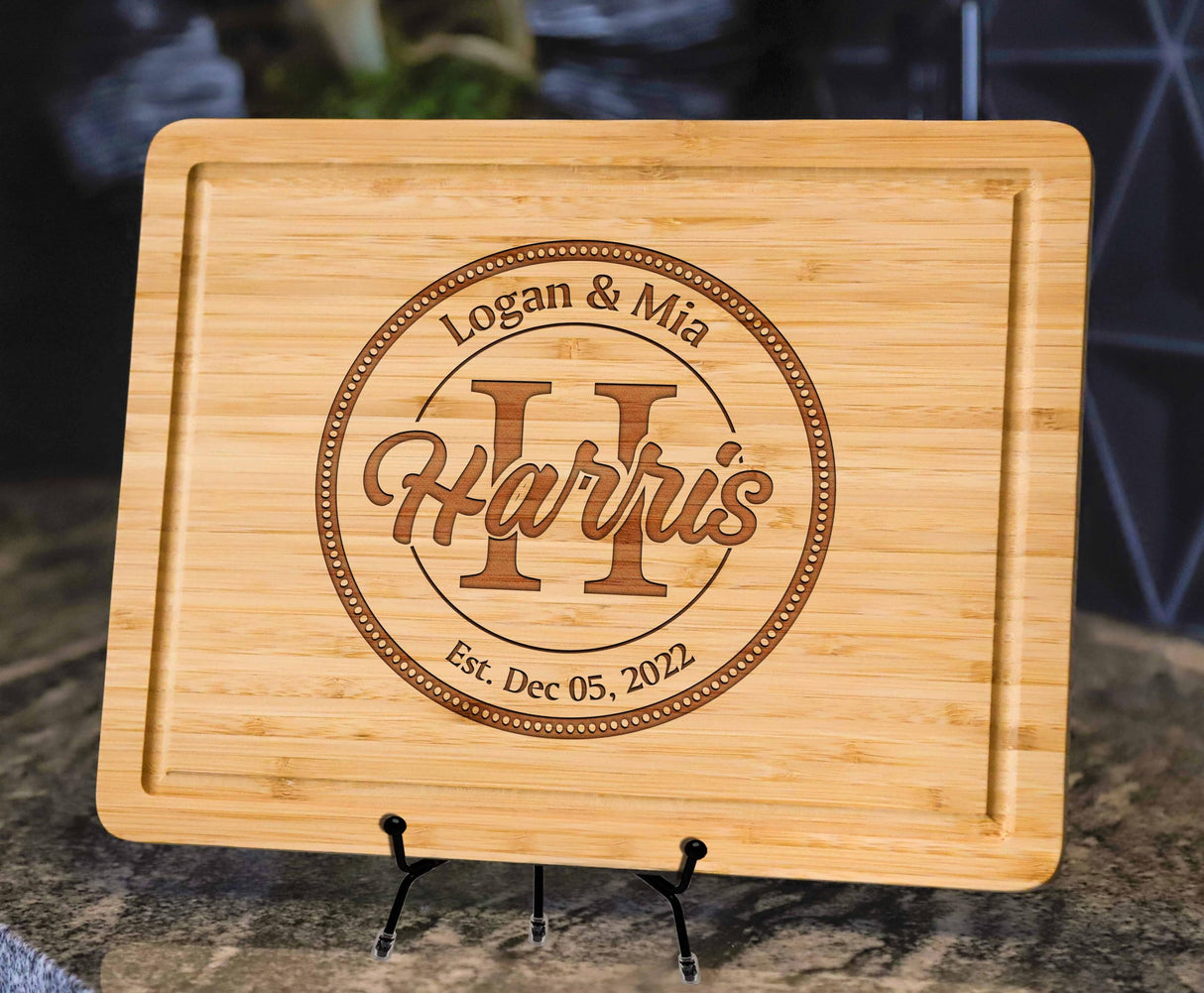 Personalized Wooden Cutting Board, Best Anniversary Gift for Couple, Personalized Name Gift for House warming, Wedding, Newly Married, Engagement, Kenzal Customized