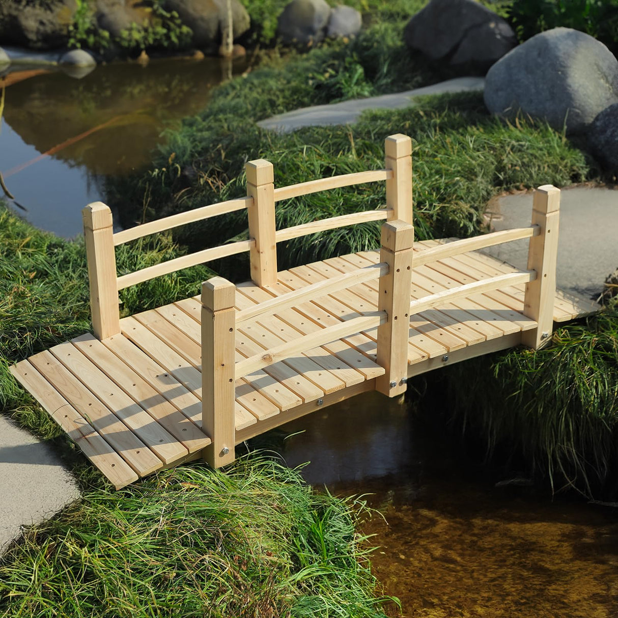 EPICOZY Wooden Garden Bridge Classic Wooden Arch Footbridge with Safety Railings, 530 lbs Capacity, Decorative Pond Bridge Landscaping for Outdoor Garden Yard Backyard Creek Farm, Natural EPICOZY