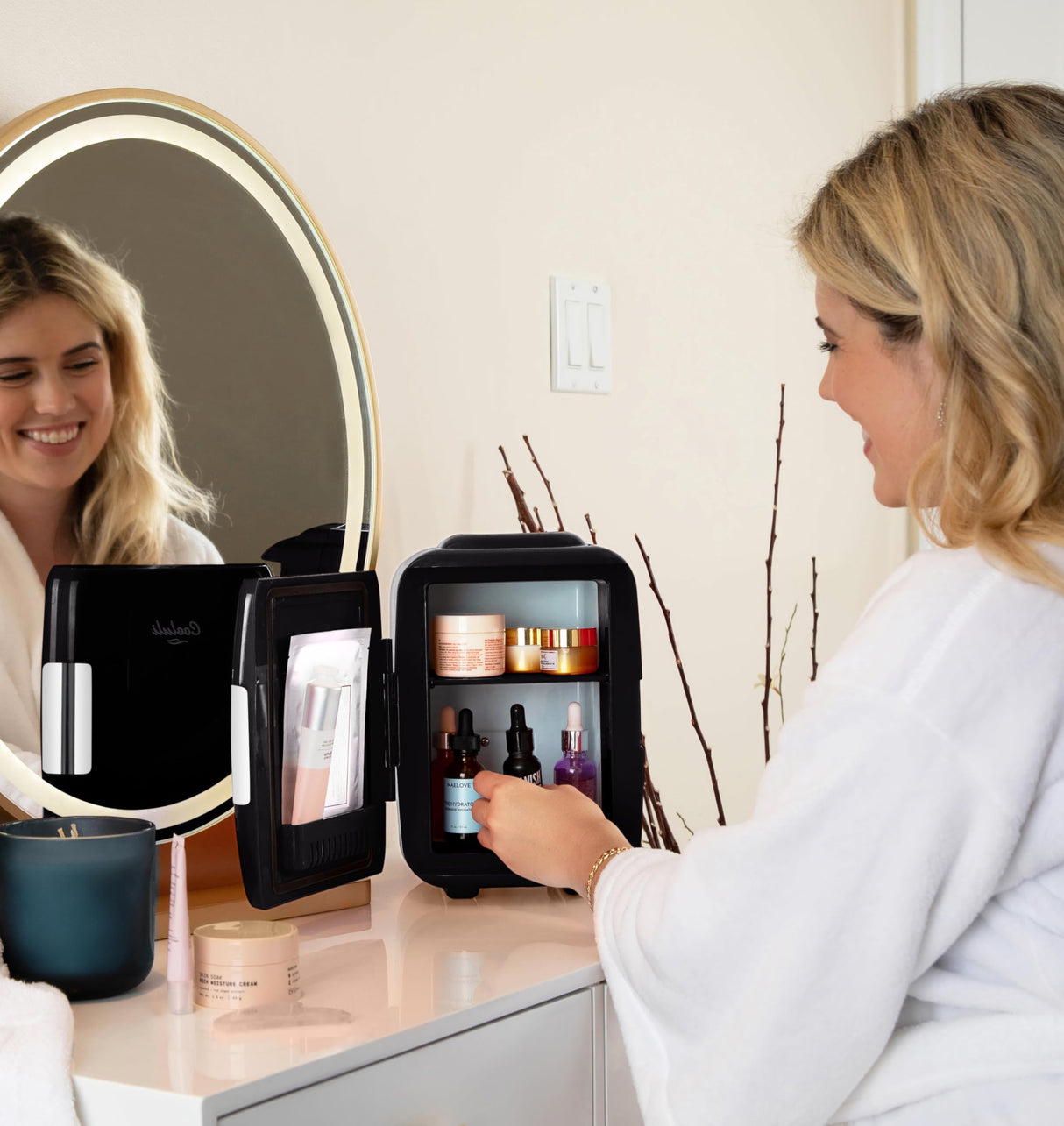 Cooluli Mini Fridge for Bedroom - Car, Office Desk & Dorm Room - Portable 4L/6 Can Electric Plug In Cooler & Warmer for Food, Drinks, Skincare Beauty & Makeup - 12v AC/DC & Exclusive USB Option, Black Cooluli