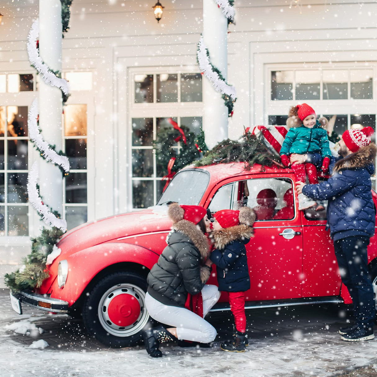 Dingion 59 Feet Christmas Tinsel Garlands Metallic Twist Garland Hanging Garland Ornaments for Halloween Christmas Tree Party Supplies Indoor and Outdoor Decoration(Shinny,White) Dingion