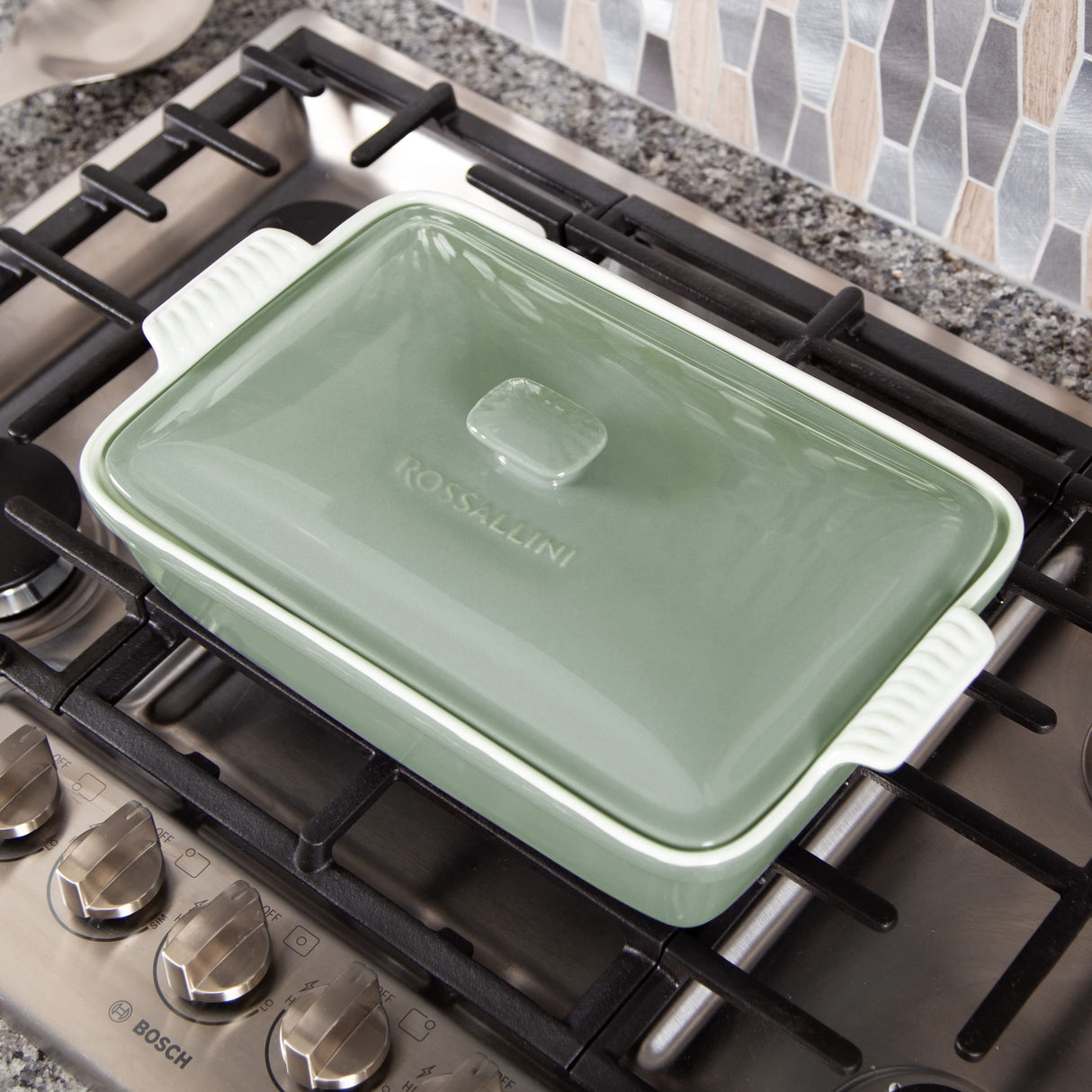 ROSSALLINI Stoneware Casserole Dish Bakeware Set with Lid, Covered Rectangular Dinnerware, Extra Large 4.23 Quart, 13 by 9 Inch, Verde Salvia [Sage Green] ROSSALLINI