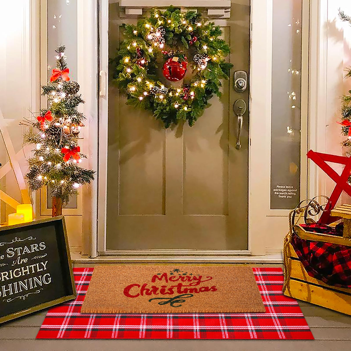 Christmas Red Green White Plaid Rug, 28" x 43" Cotton Hand-Woven Buffalo Check Layered Door Mat for Front Porch, Entryway, Outdoor Holiday Decor, Washable Farmhouse Rug for Home, Patio, Kitchen Homydecor