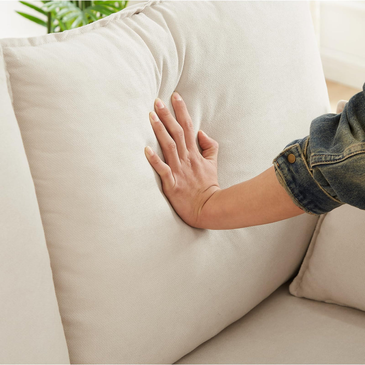 Sivoey Slipcovered Loveseat Sofa, 52" Small Couch with Throw Pillows, Single Seat Cushion, Easy Assembly, Modern Loveseat Sofa for Living Room, Office, Apartment, Small Space, Beige Sivoey