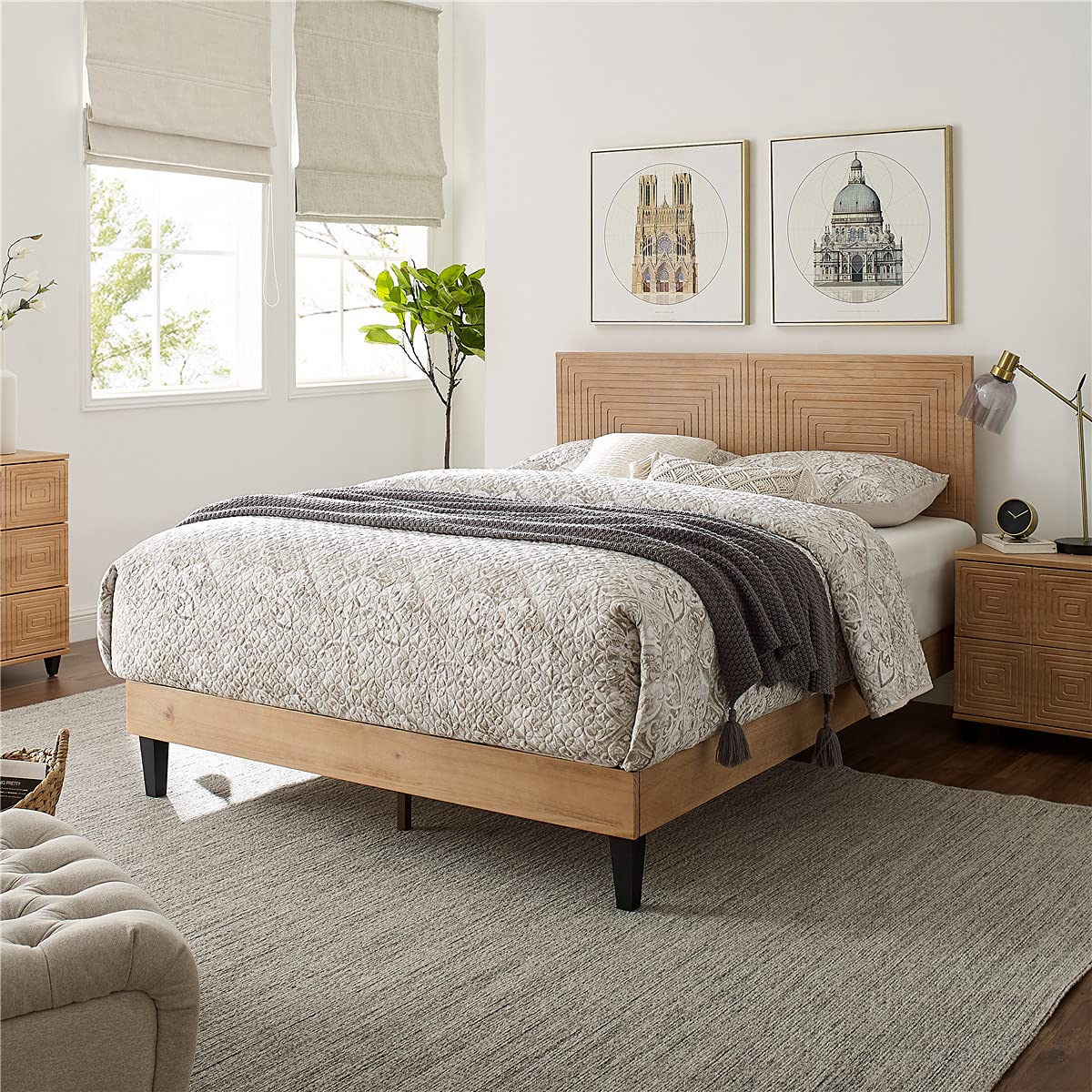 MUSEHOMEINC Mid Century Modern Solid Wood King Size Platform Bed with Adjustable Headboard MUSEHOMEINC