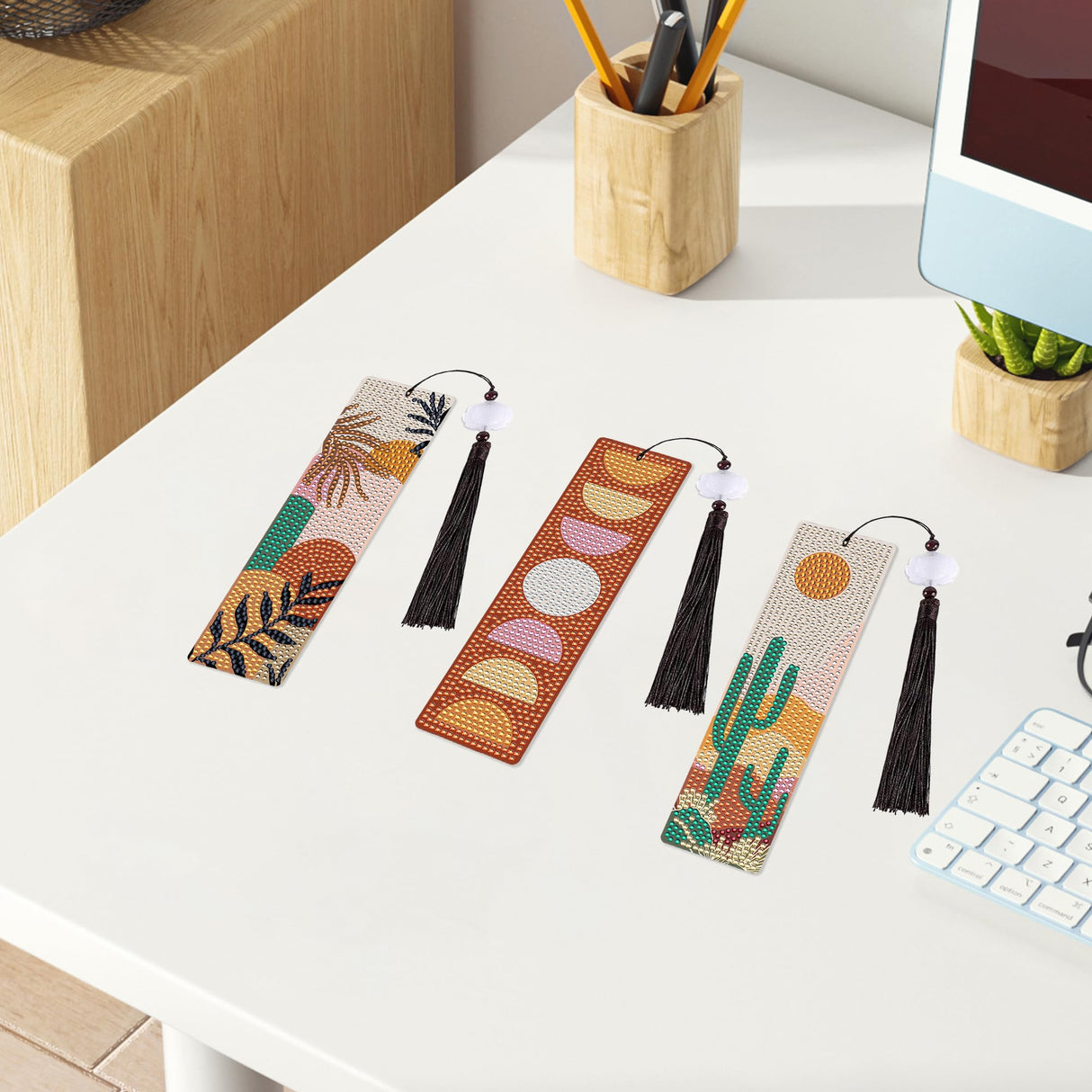 Boho Diamond Painting Bookmark Kit: 6PCS Aesthetic Diamond Art Bookmarks with Tassels, Bohemian Diamond Art Book Marks, DIY Craft Gift for Book Lovers, Reading Accessories for Adults & Kids CRASHOT