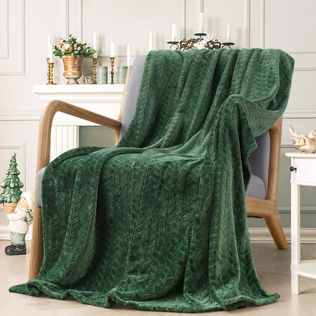 Inhand Fleece Throw Blankets, Super Soft Flannel Cozy Blankets for Adults, Washable Lightweight Blanket for Couch Sofa Bed Office, Warm Plush Blankets for All Season (50"×60", Green) inhand