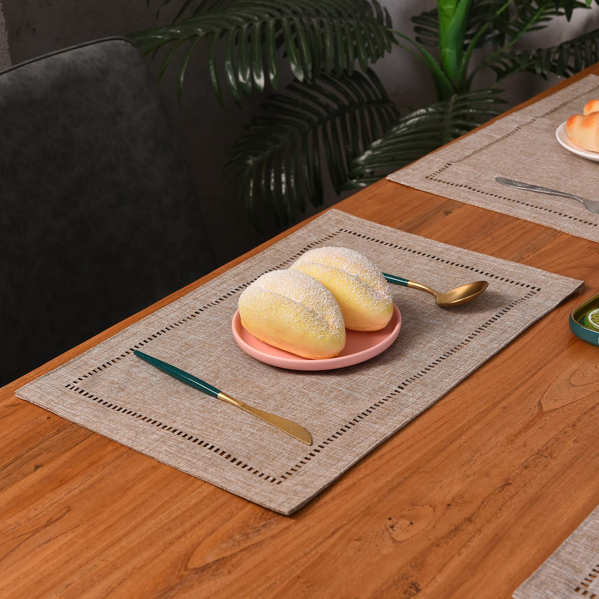 Tosewever Set of 4 Decorative Linen Placemats 12 x 18 Inches, Farmhouse Style Table Mats for Everyday Dining Wedding Party Holiday Home Decor (4 Pieces 12 x 18”, Light Coffee/Straight) Tosewever