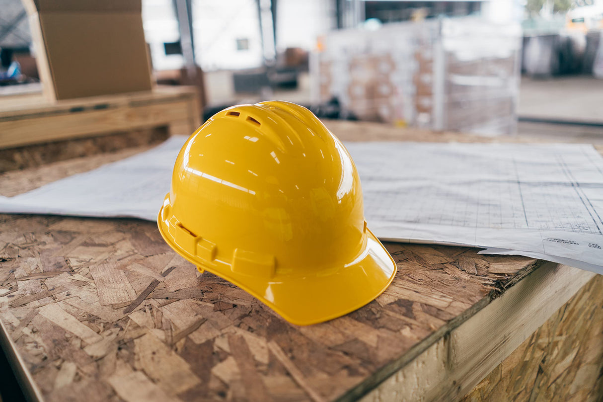 Ironclad Hard Hat Yukon CS400, Made in USA, Standard Brim, Vented, 4 Point Suspension, Class C, Color Yellow (G60002), Medium Ironclad