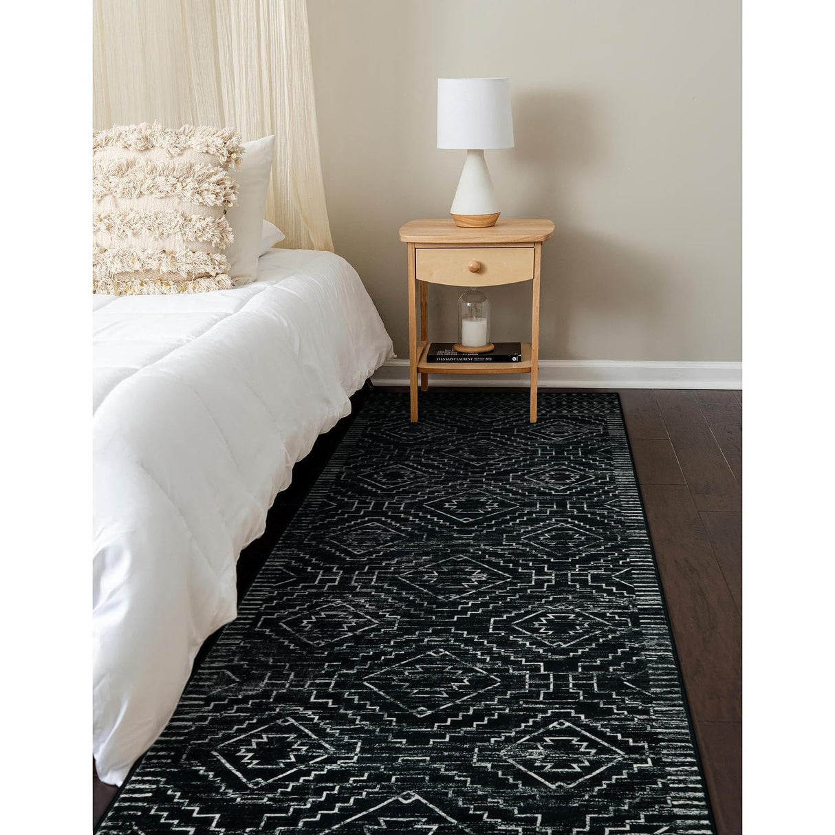 Wonnitar Moroccan Runner Rugs for Hallway 2'6"x8', Black Washable Boho Kitchen Non-Slip Rug Runner, Geometric Tribal Long Soft Bathroom Accent Area Rug for Entryway Laundry Bedroom (Black,2'6"x8') Wonnitar