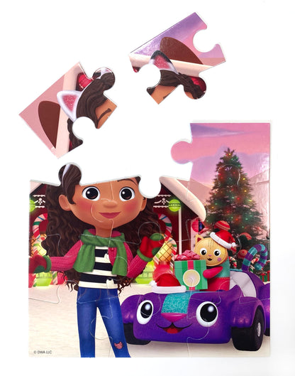 Gabby's Dollhouse Christmas My First Puzzle Book - Jigsaw Puzzles for kids, 10-page board book, 5 puzzles to enjoy