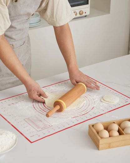 VINOIL Classic Wood Rolling Pin, 17" Rolling Pins for Baking with Silicone Mat and Adjustable Thickness Rings, Pasta Roller with Wood Base, Fondant Roller for Pie Crust, Cookies, Pizza Dough and Bread