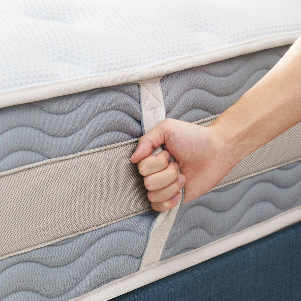 ZINUS 10 Inch Comfort Support Hybrid Mattress [New Version], Twin, Fiberglass Free, Medium Plush, Motion Isolation, Certified Safe Foams & Fabric, Mattress in A Box Zinus