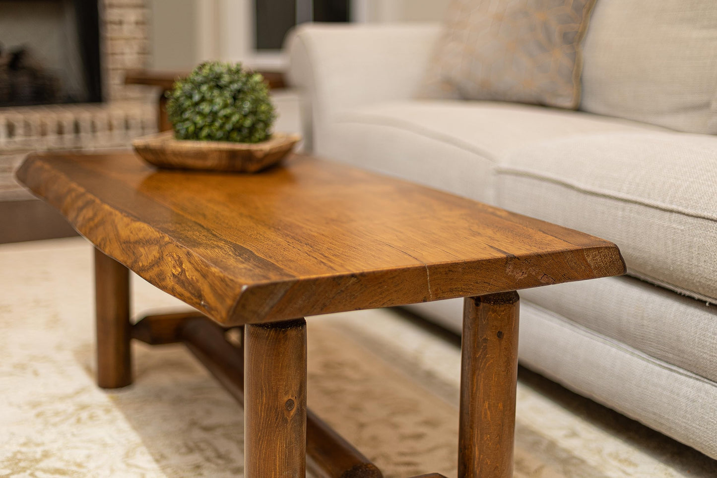 Southern Rustic LOGWERKS Live Edge Log Pine and Cedar Coffee Table (Honey Pine) - WoodArtSupply