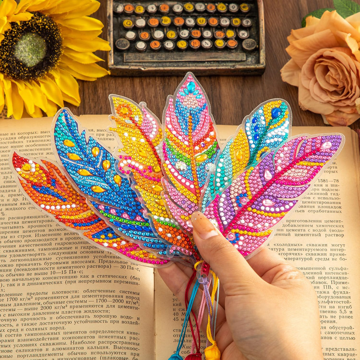 6 Pcs 5D Diamond Painting Art Kit, DIY Acrylic Crystal Diamond Bookmarks with Tassel, Flower & Feather Designs, Handmade Crafts BookMark Gift for Book Lovers, Women & Teenage, Creative Decor emmoolife