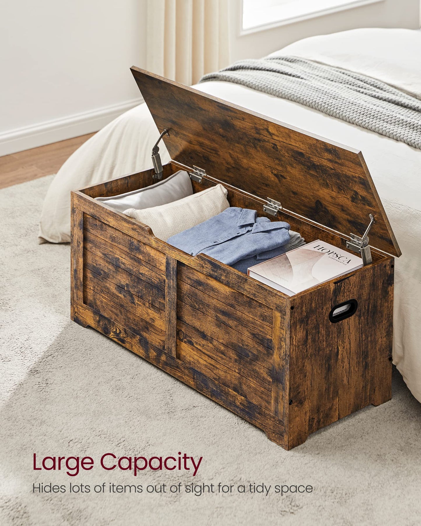 VASAGLE Storage Chest, Storage Trunk with 2 Safety Hinges, Storage Bench, Shoe Bench, Farmhouse Style, 15.7 x 39.4 x 18.1 Inches, for Entryway, Bedroom, Living Room, Rustic Brown ULSB061T01