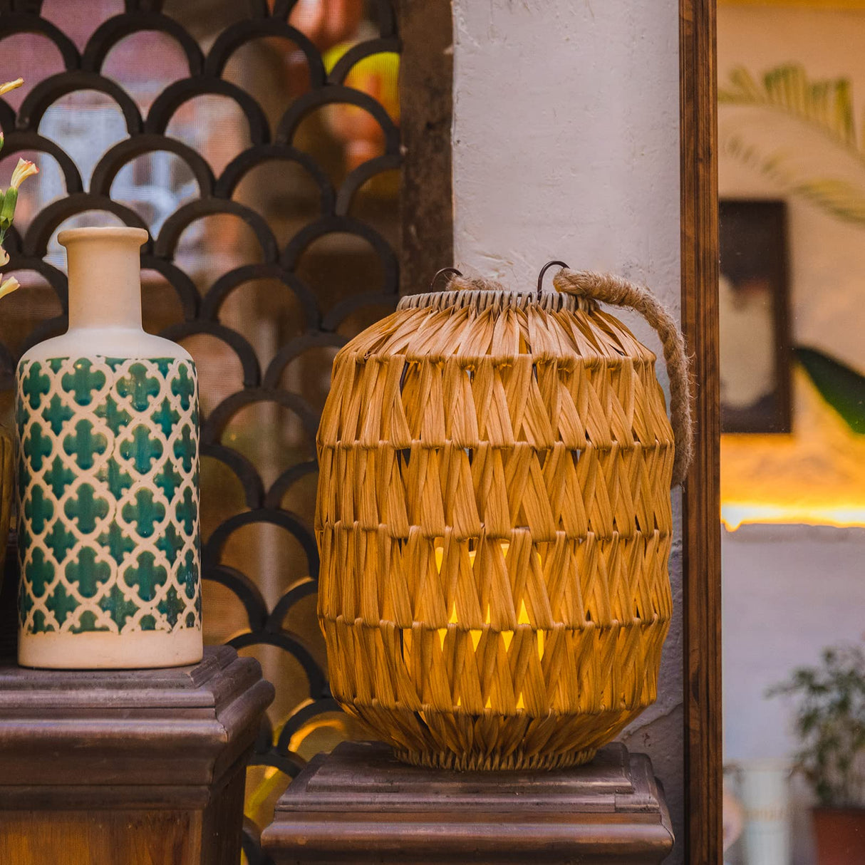 Bdor Candle Hurricane Lantern - 22.4in Decorative Candle Lanterns / Natural Rattan Outdoor Lantern with Removable LED Candle and Burlap Jute Rope Handle, Lantern Decorative for Home, Porches, Hallway Bdor