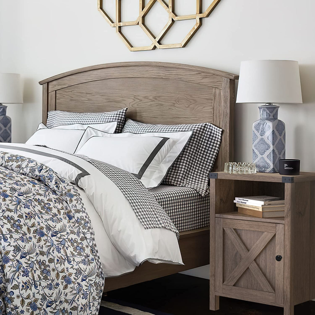 Farmhouse Nightstand, End Table, End Tables with Barn Door and Shelf, Modern Bed Side Table Rustic Gray Nightstands Set for Bedroom, Living Room, Set of 2, Gray Wash Catrimown