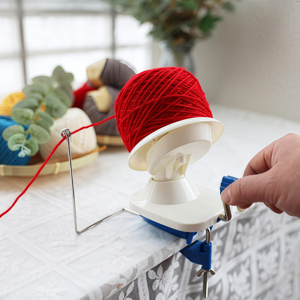 Yarn Winder - Fast & Easy Yarn Ball Winder Tool, No Setup Required Yarn Cake Winder, Portable Manual Yarn Winder for Crocheting & Knitting Missraza