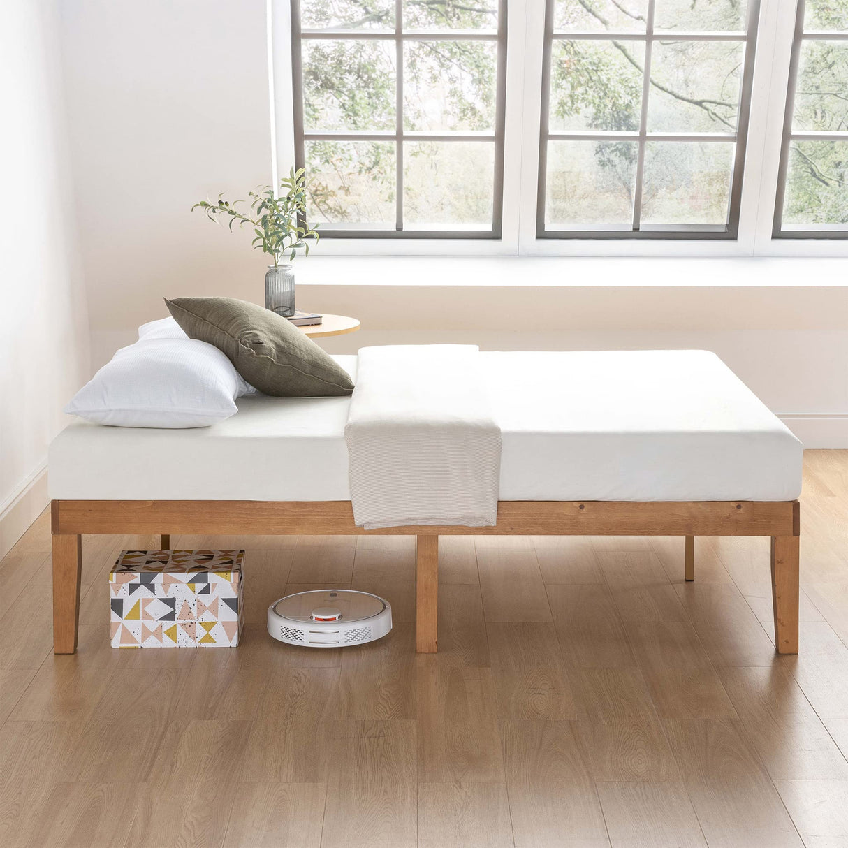 Mellow Naturalista Classic 16 Inch Solid Wood Platform Bed with Wooden Slats, Natural Pine, Queen Mellow