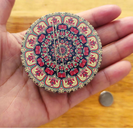 Tin Needle Minders Needle Pins Holders Needles Nanny with Magnet Sewing Machine Needle Keeper, Cross Stitch Embroidery Magnet Needles Organizer Box Nwsrayu