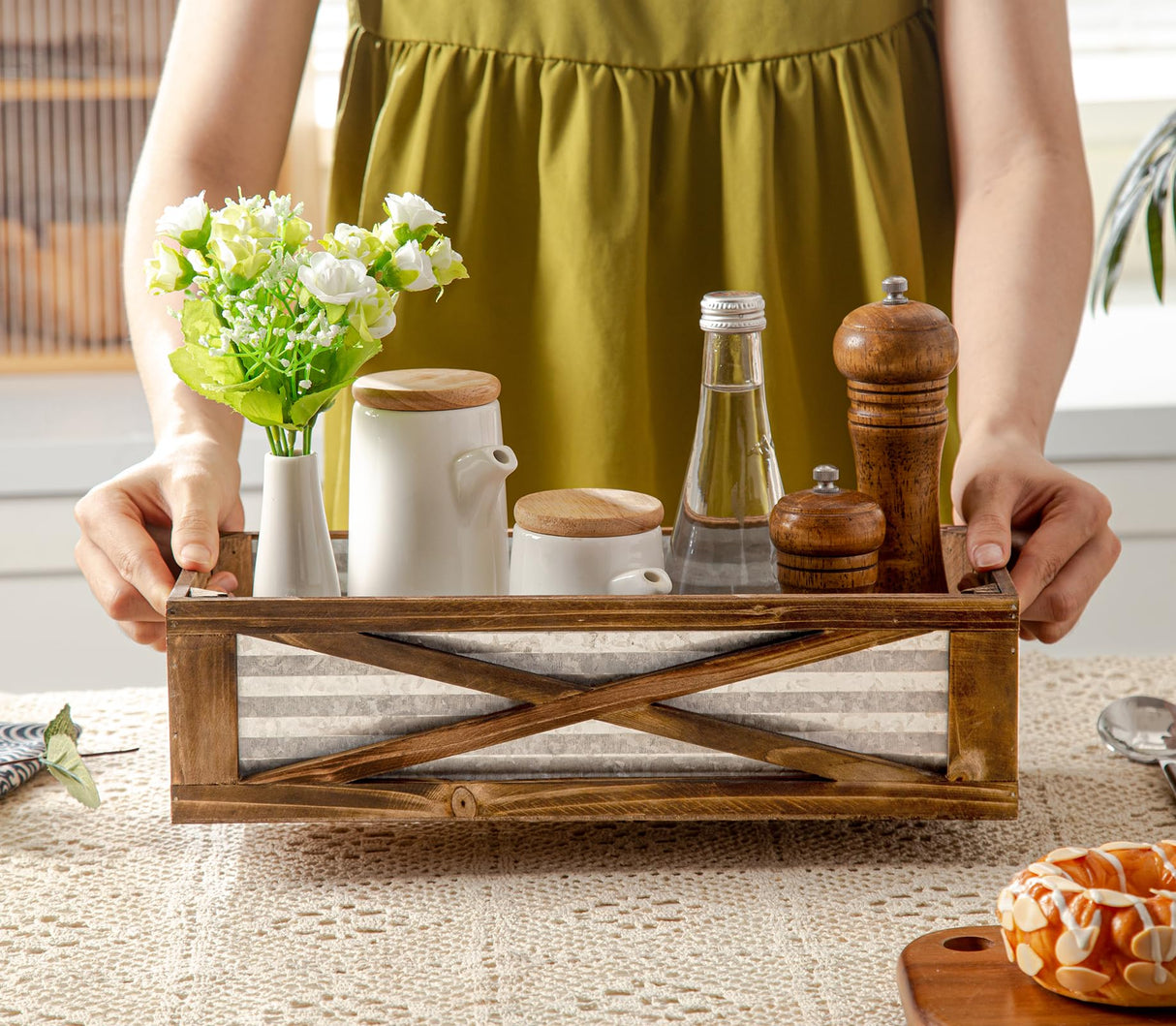 Venalys Wooden Toilet Tank Basket, Rustic Bathroom Decor Box, Farmhouse Toilet Paper Organizer Holder, Decorative Bathroom Storage Basket, Barn Door (Brown) Venalys