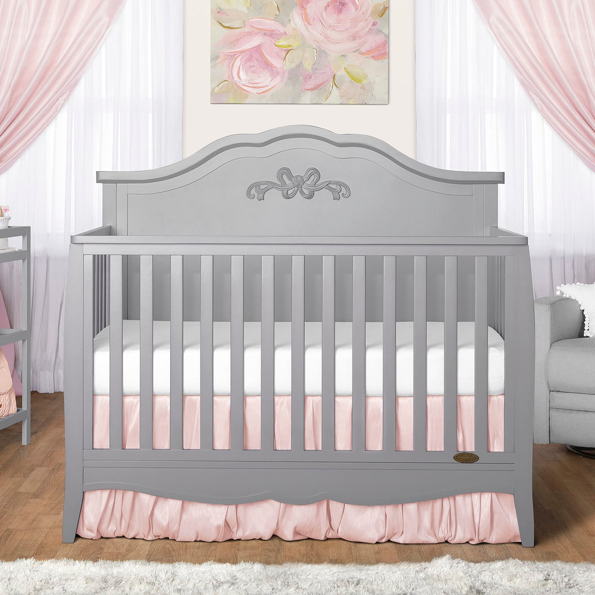 SweetPea Baby Jasmine 4-in-1 Convertible Crib Dream On Me