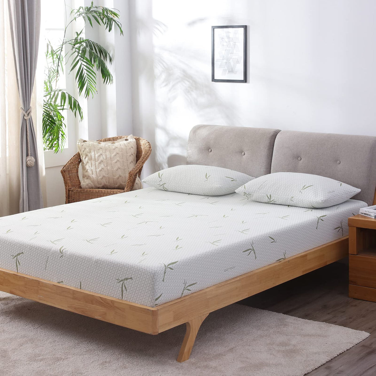 IULULU Queen Mattress in a Box, 8 Inch Memory Foam Mattress with Breathable Bamboo Cover, Green Tea Queen Size Mattress Made in USA for Cool Sleep, Medium Firm, CertiPUR-US Certified White IULULU