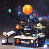 Rotating Solar System Building Blocks with Light Toy, Children's Education STEM Experiment Toy, Astronomical Science Toy, with Rocket Model, Gift for Boys 8-14 Years Old, 775 Piece Building Blocks Set CAEROKEERL
