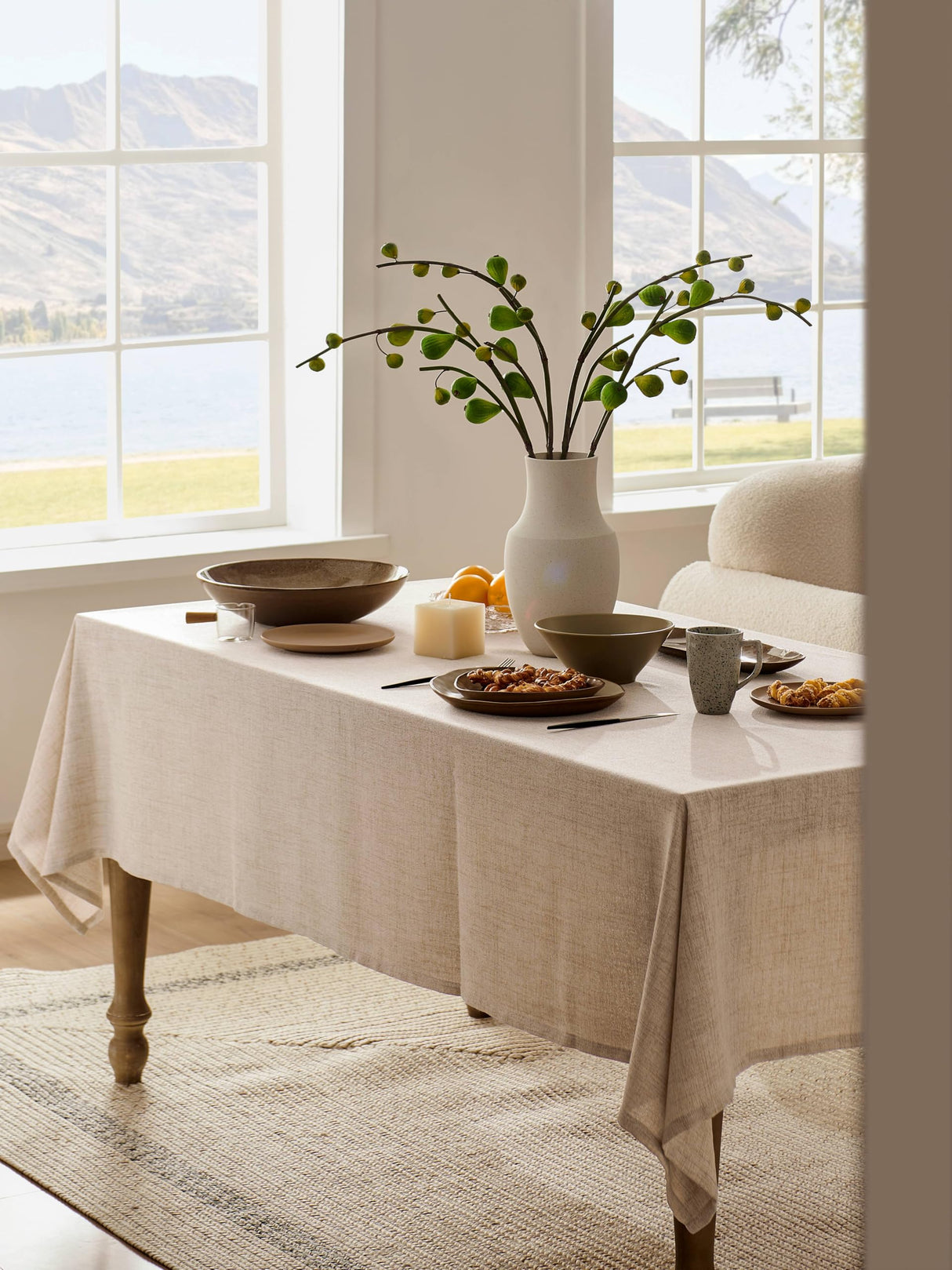 YZJZEDS Linen Tablecloth for Rectangle Table 60x84 Inch Natural, Farmhouse Style Neutral Tablecloth, Water Resistant Burlap Tablecloths for Dining Table Farmhouse Kitchen YZJZEDS