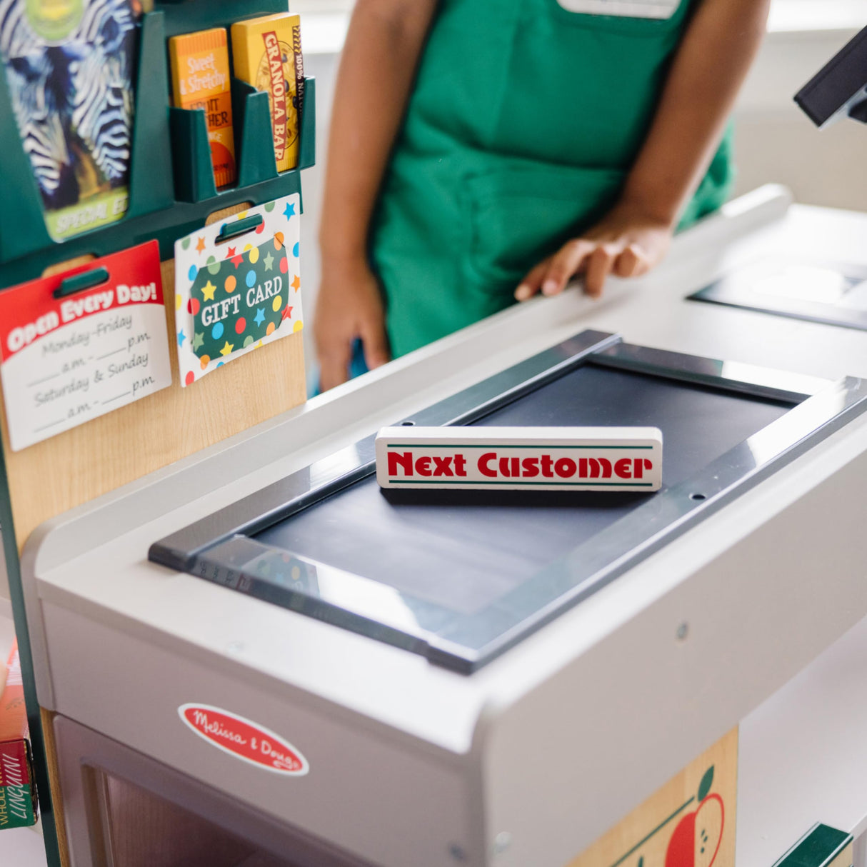 Melissa & Doug Freestanding Wooden Fresh Mart Grocery Store - FSC Certified Melissa & Doug