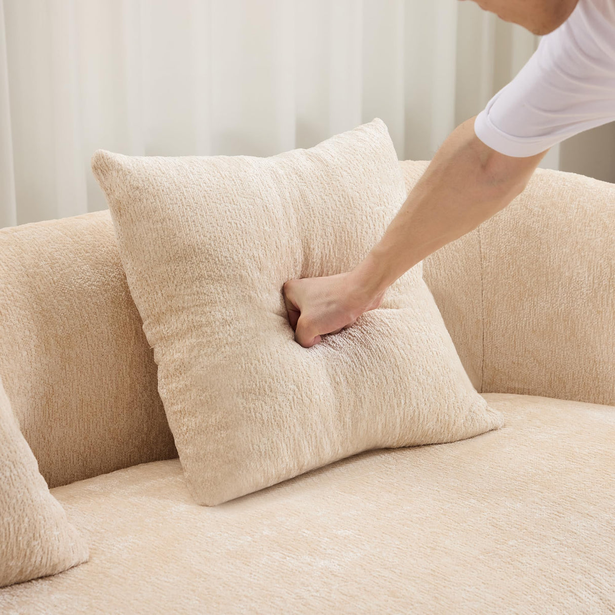 KEIKI 66.93" Cloud Sofa, Curved Loveseat Couch with Round Armrest, Compression Seat for Living Room, Guest, Bedroom, No Assembly Required, Beige KEIKI