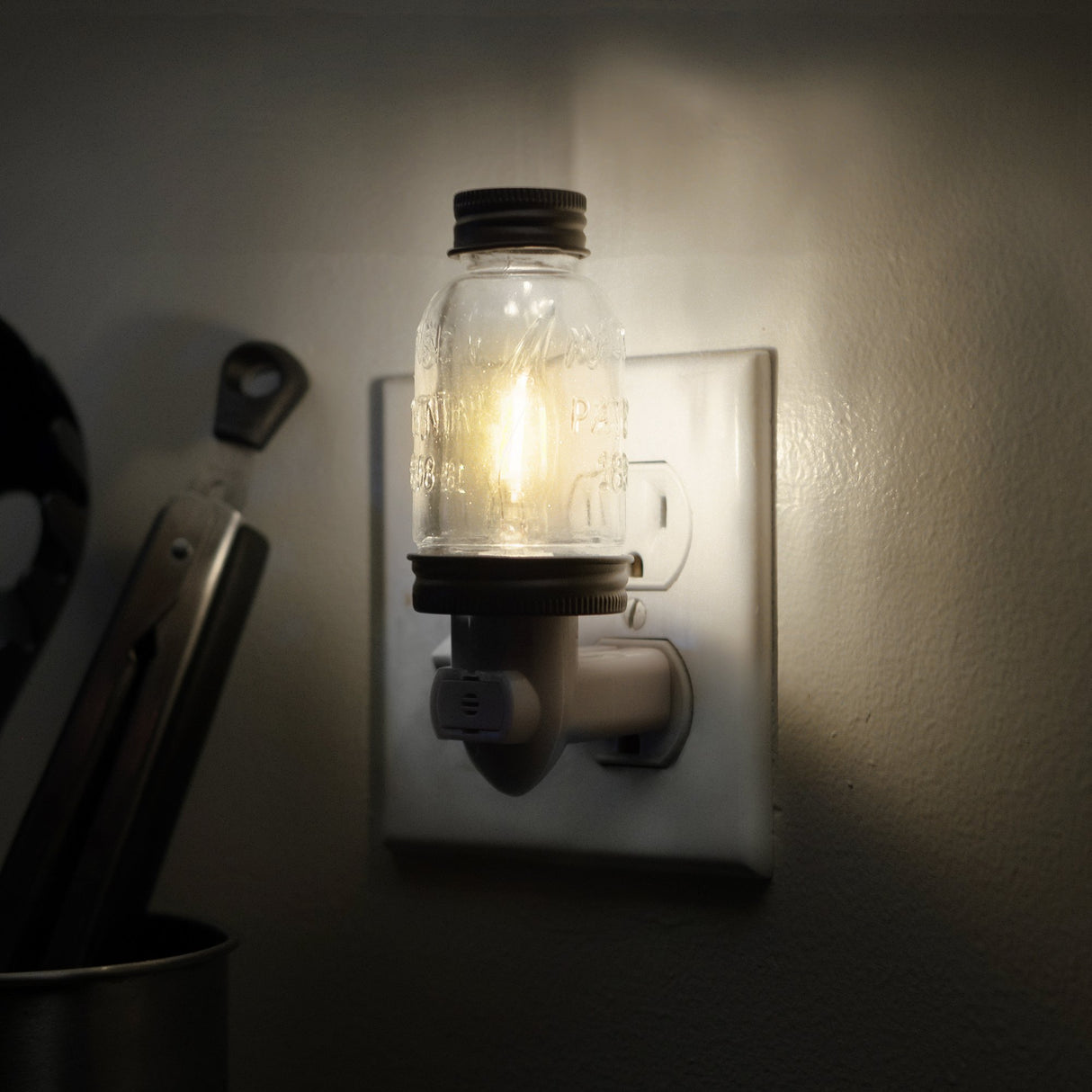 Autumn Alley Rustic Mini Mason Jar Night Light in Bronze | Auto On/Off Sensor | Plug in Farmhouse Wall Decor | Cute Country Night Light | Energy Efficient LED Bulb | Timeless Design Autumn Alley