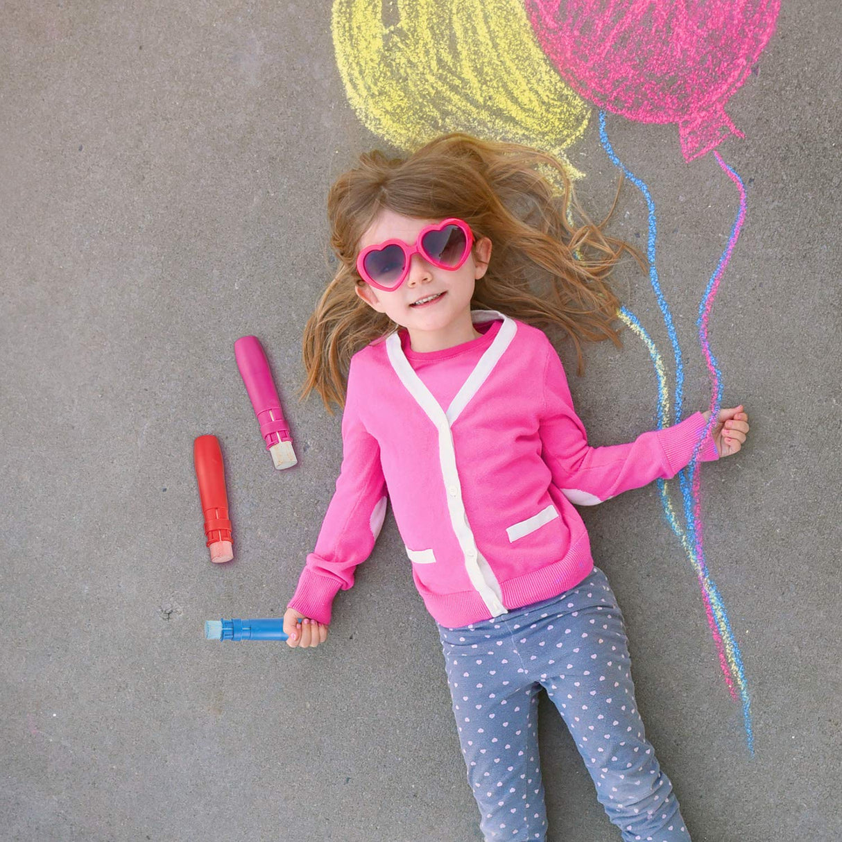 Sidewalk Chalk Holders for Back to School Railroad Chalk Holder Jumbo Plastic Adjustable Clip for Kids Teachers Students Office or Classroom(5 Pieces) Outus