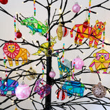 Winlyn 24 Sets Jungle Animal Suncatcher Decorations DIY Window Paint Art Craft Kits Safari Animal Sun Catchers Rainbow Painting Kit for Kids Classroom Activities Summer Camping VBS Party Art Project Winlyn