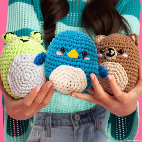 Squishmallow Original Bebe The Bluebird Crochet Kit, Includes Yarn, Crochet Hook, Starter Hooks, Step-by-Step Tutorials, Exclusive Crochet Kit for Beginners, DIY Craft, Crochet Kits, Great Teen Gifts Squishmallows