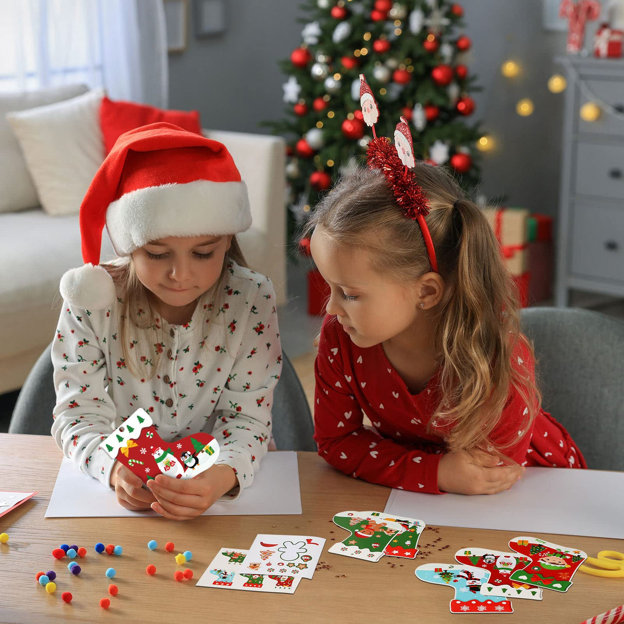 48 Pcs Christmas Craft Kits for Kids Christmas Stockings Christmas Tree Stockings Ornaments Kit Make Your Own Christmas Craft DIY Stockings Cutouts for Holiday Farmhouse Decor Handcraft Supplies Containlol