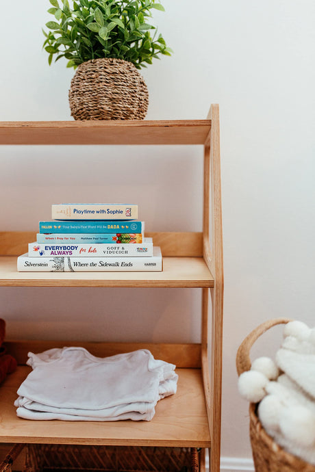 WOOD&ROOM Montessori-Inspired Toy and Book Organizer for Kids Room Shelf for Classroom and Home | Promotes Independence and Learning | Sturdy and Safe Bookcase for Toys and Books (Shelf 4L) WOOD&ROOM