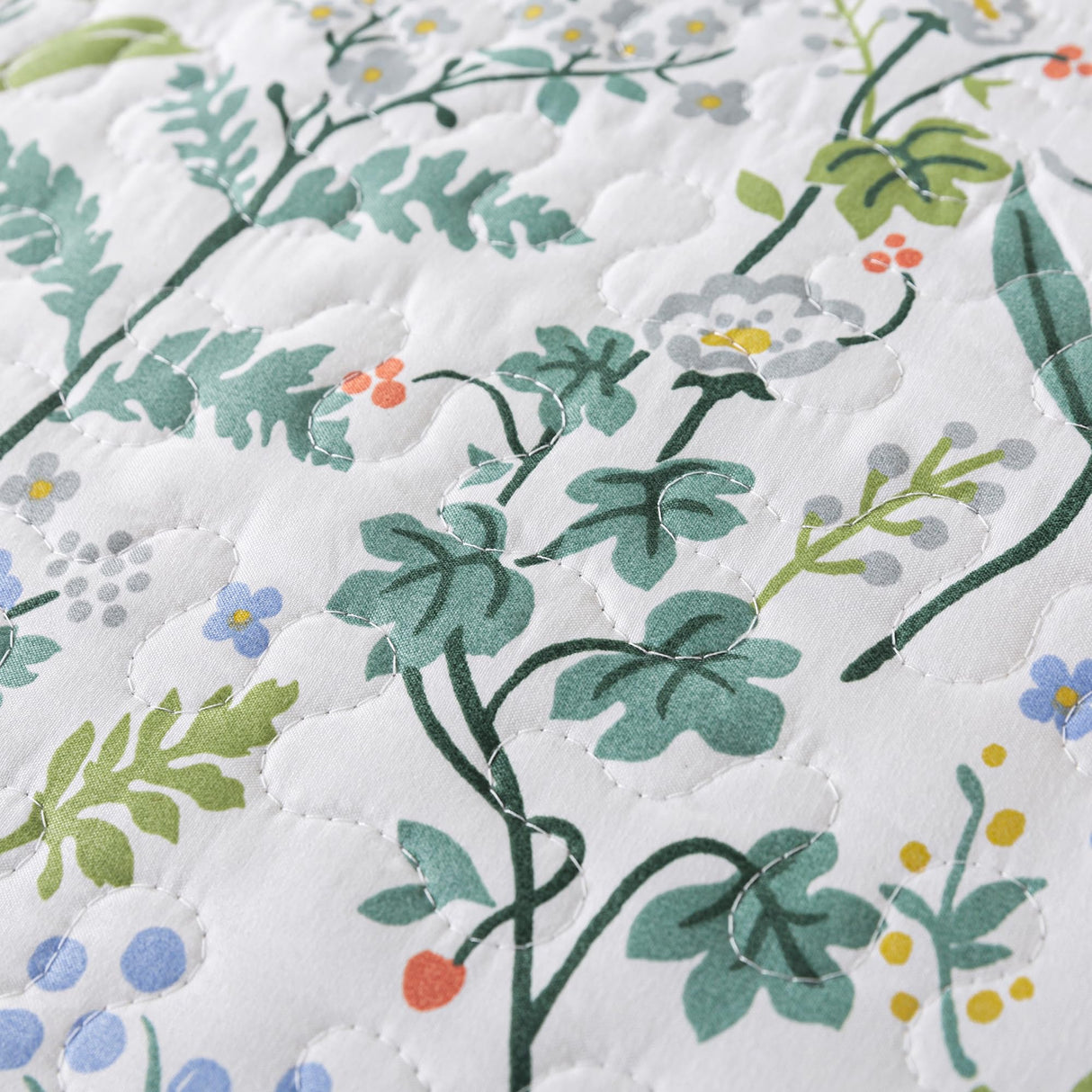 HoneiLife Queen Quilt Bedding Set - 3 Pieces Microfiber Quilt Sets Lightweight Bedspreads Reversible Coverlets Retro Bed Cover Floral Bedding Set Wildflower Quilts All Season Use HoneiLife