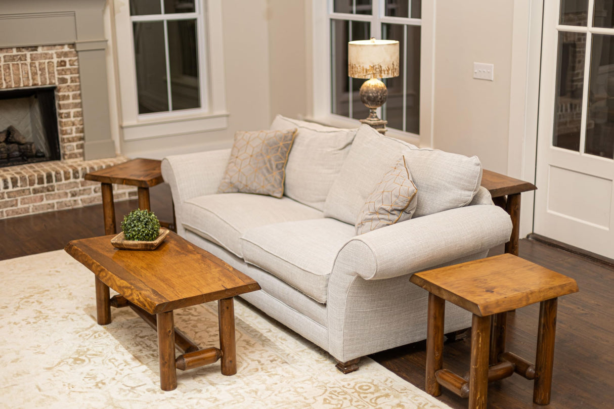 Southern Rustic LOGWERKS Live Edge Log Pine and Cedar Coffee Table (Honey Pine) Southern Rustic LOGWERKS