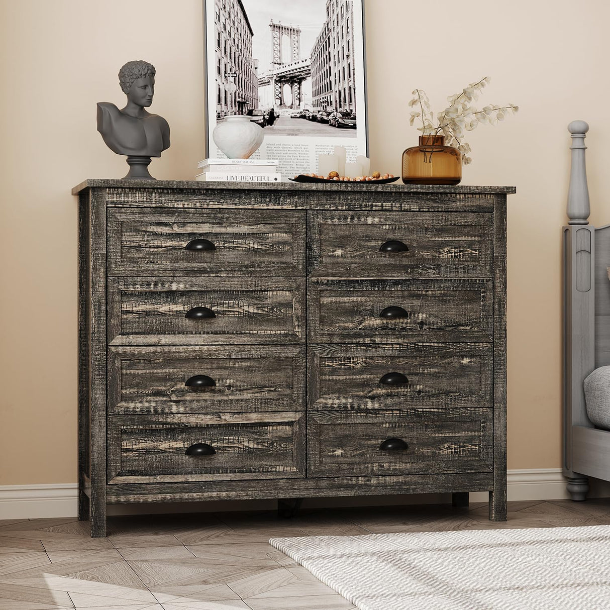 Rustic 8 Drawer Dresser for Bedroom, Modern Farmhouse Wood Dresser with Vintage Black Antique Handle, Double Dresser and Chest of Drawers for Hallway 8 Drawer Dresser, Rustic Brown Oak HOUROM