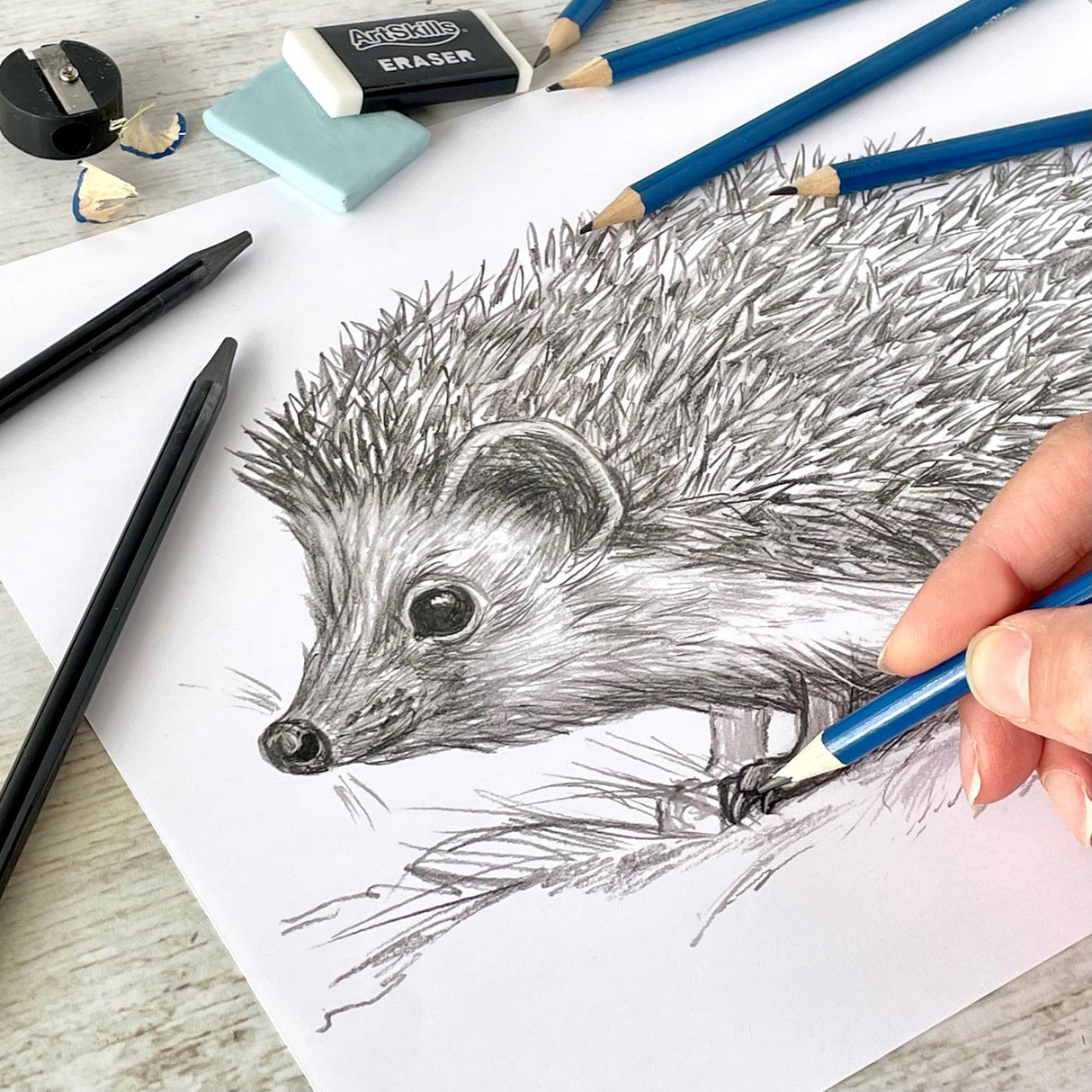 ArtSkills Sketch Pencils for Drawing, Graphite Art Pencil Set for Sketching & Shading, 8pc ArtSkills