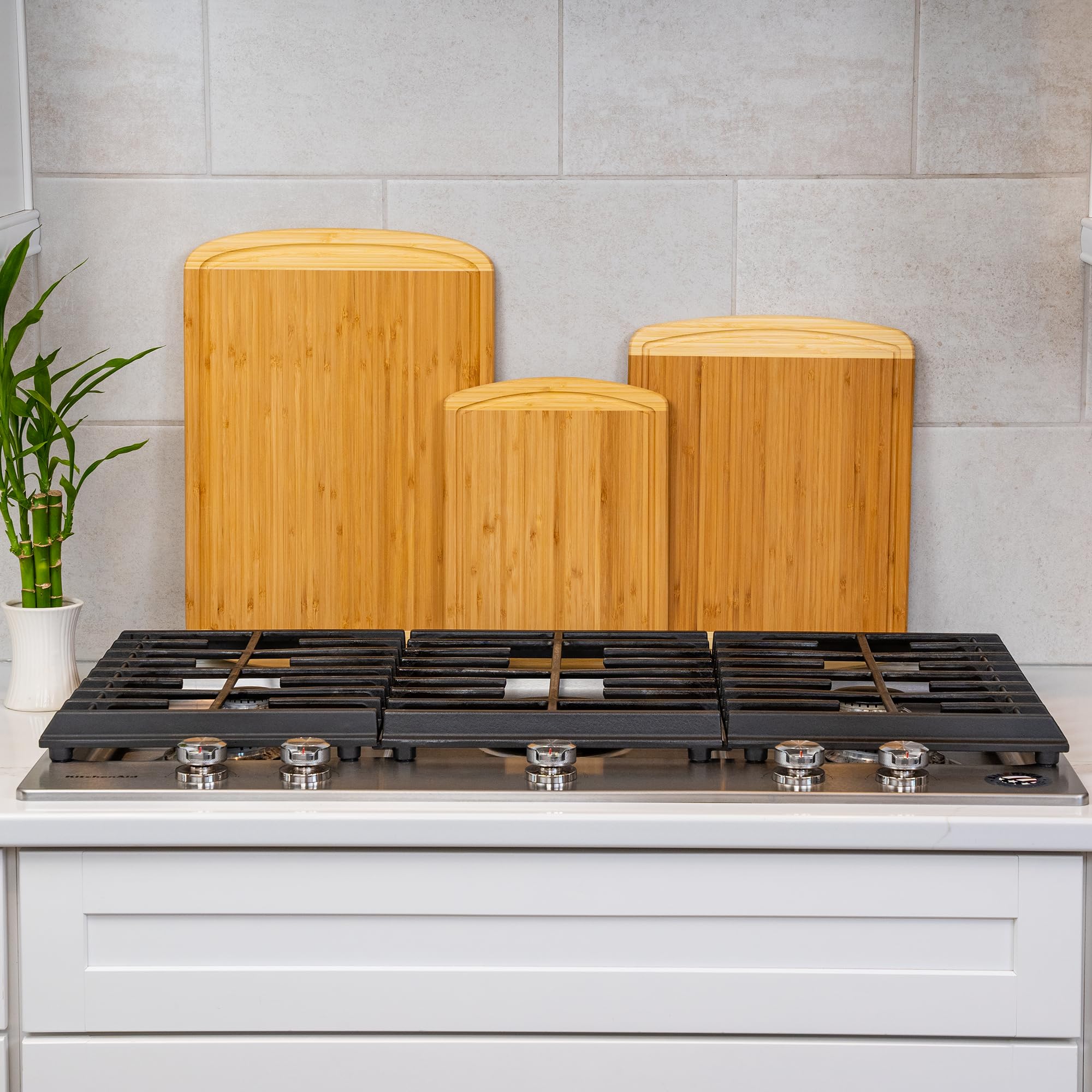 Thick Bamboo Cutting Board with Stainless Steel Handles - Thumbnail 5