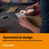 Fiskars 45mm Rotary Cutter for Fabric, Premium Steel Stick Fabric Cutter Cuts Through Multiple Layers, Right and Left Handed, Easy and Safe Blade Change, Arts and Crafts, Sewing and Quilting Tools Fiskars