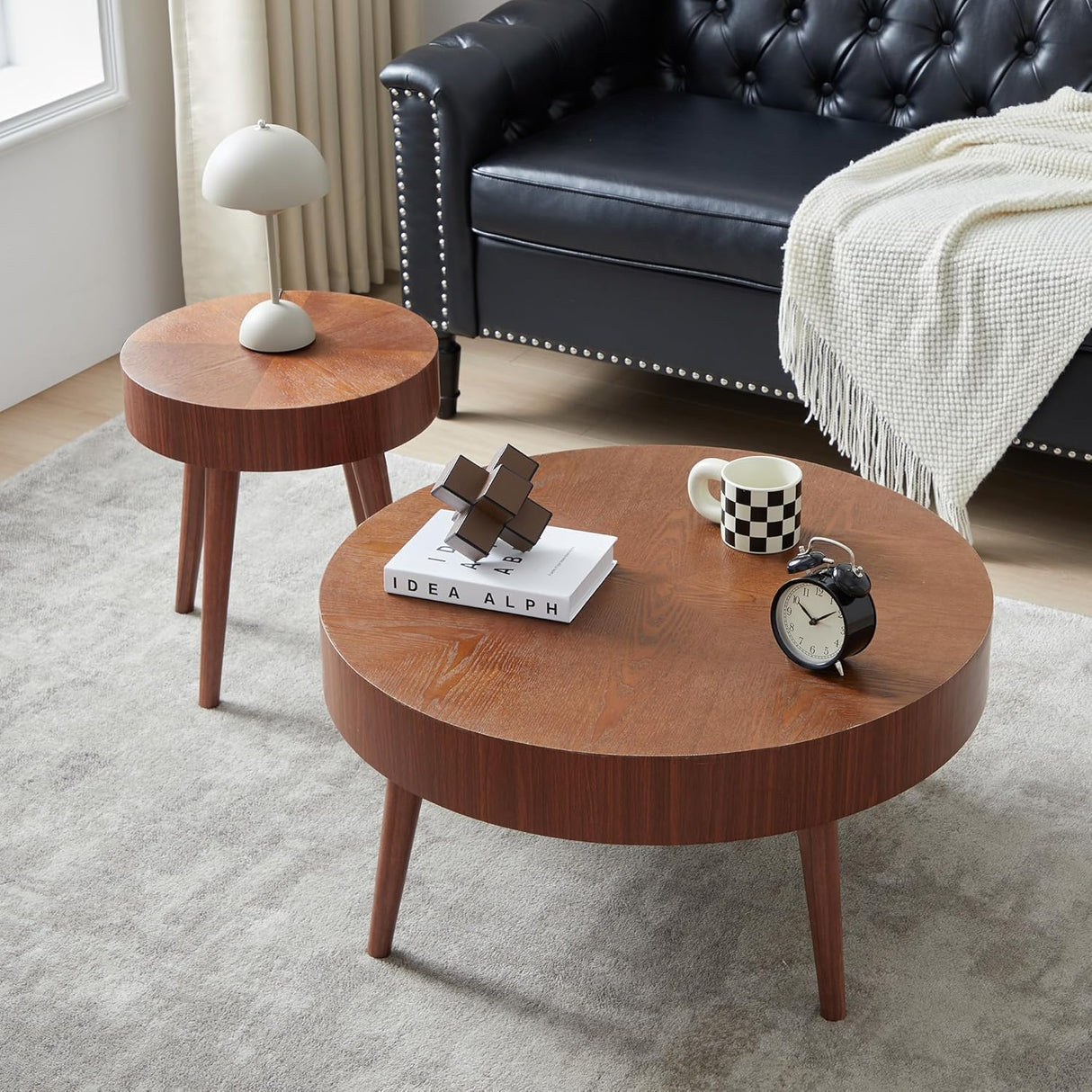 AVZEAR Nesting Round Coffee Table Set of 2, Mid Century Modern Coffee Table, Natural Wood Nesting Tables Walnut Side Table and Farmhouse End Table Set for Living Room Bedroom, Cafe, Office(Walnut) AVZEAR