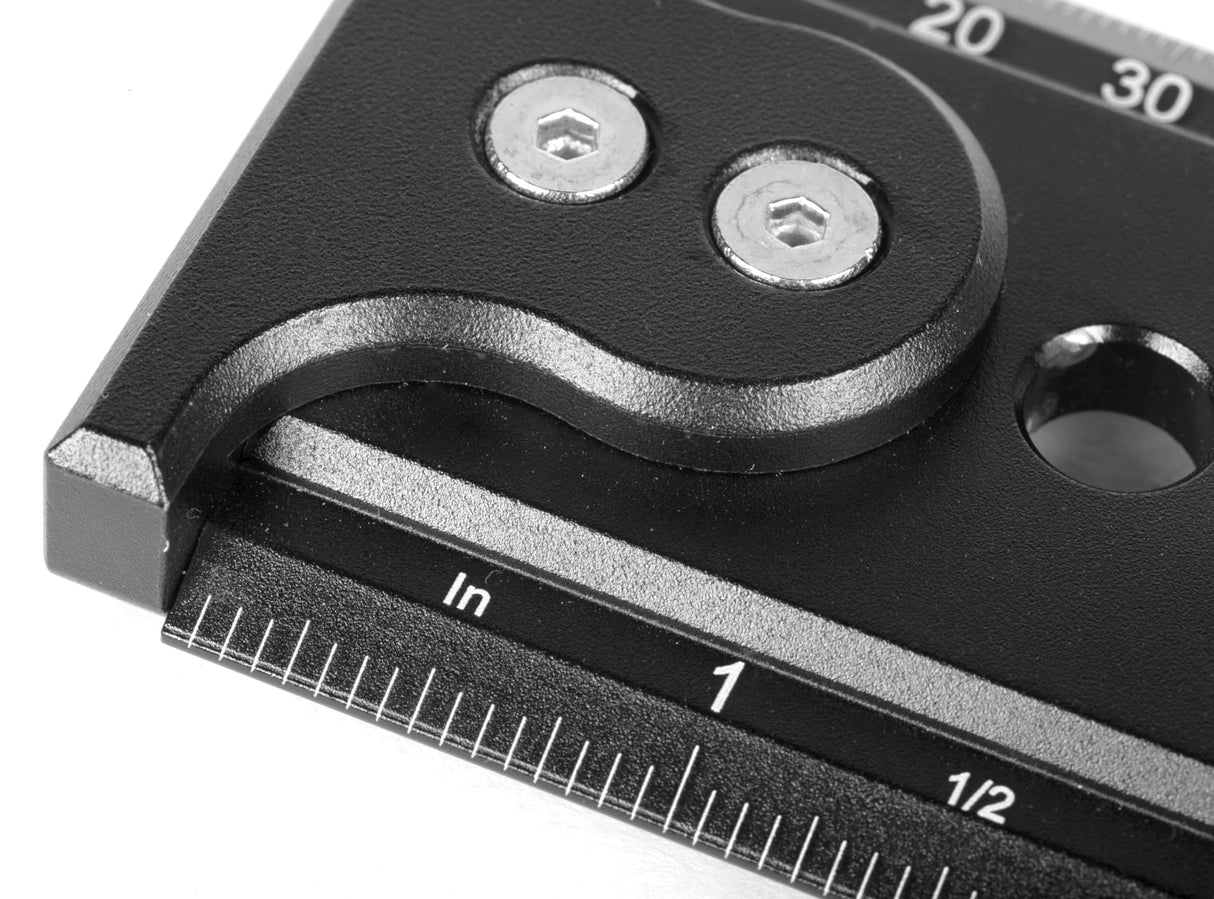 WEN 24-Inch Measuring Ruler With Hook Stop (ME824R) WEN