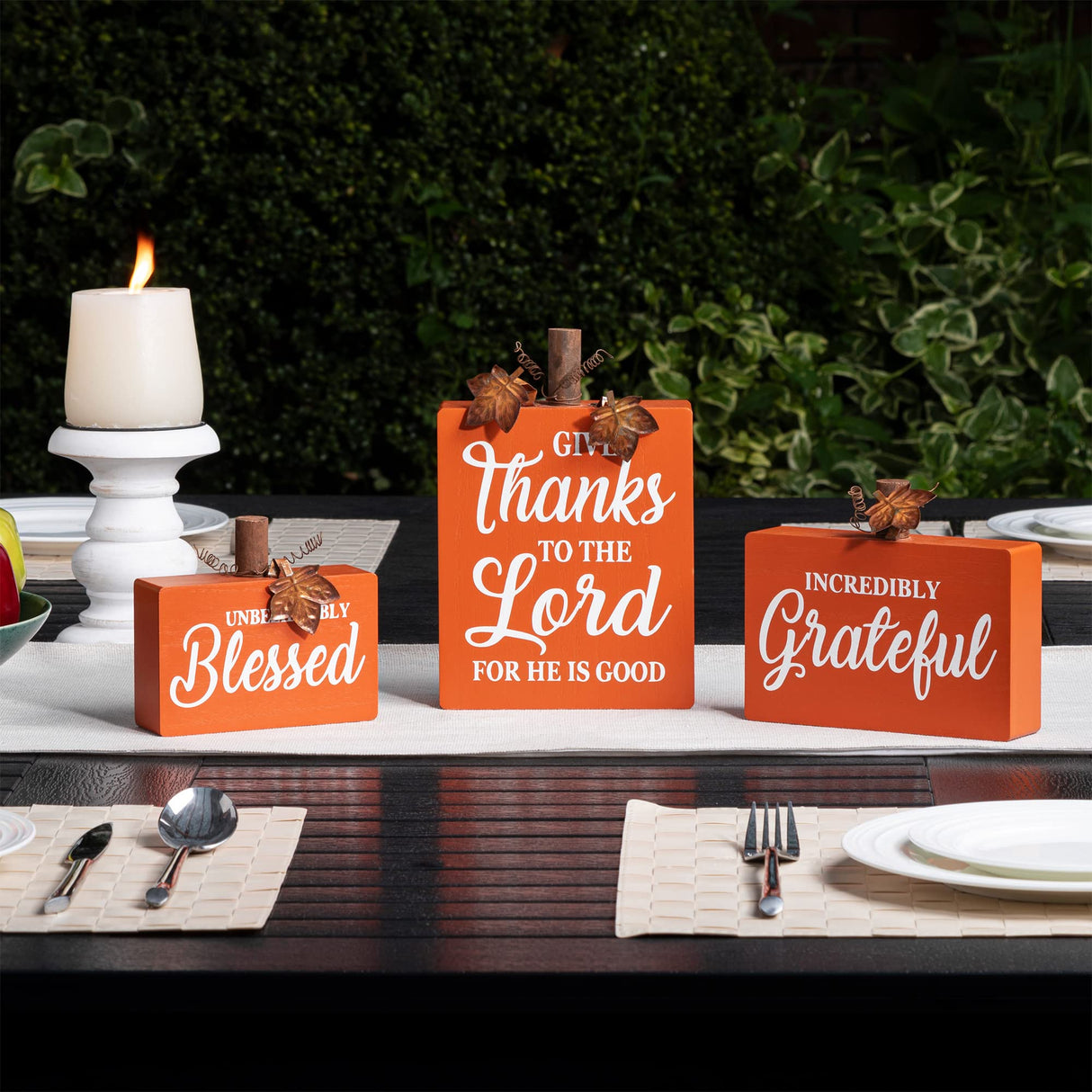 Glitzhome 3 Pack Fall Wooden Table Signs Farmhouse Thanksgiving Signs Blocks for Table Decorations Give Thanks to The Lord Thanksful Grateful Blessed Centerpiece Table top Signs for Tiered Tray Decor Glitzhome