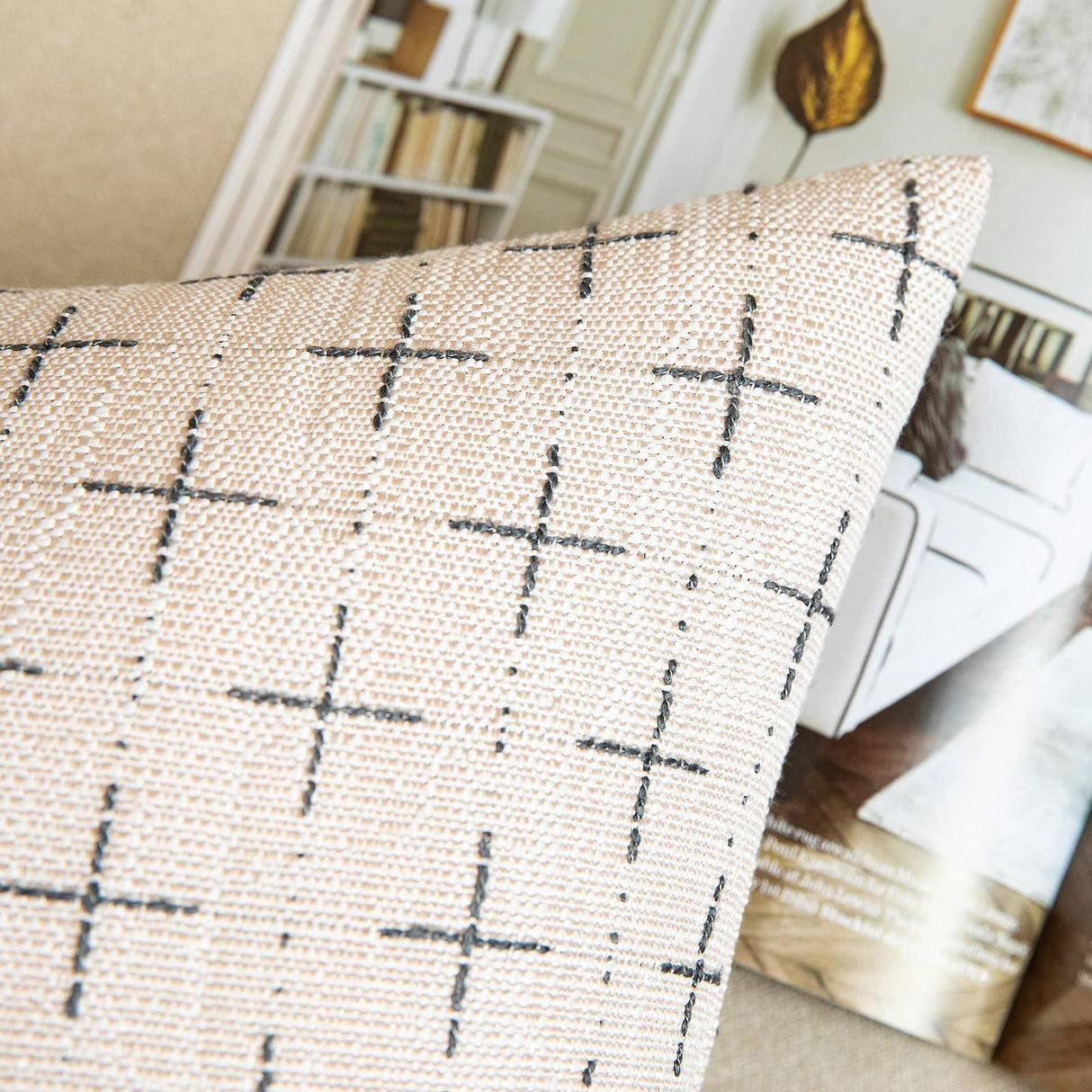 MIULEE Burlap Linen Decorative Throw Pillow Covers Pack of 2 Modern Farmhouse Pillowcases Rustic Woven Textured Cushion Cover for Sofa Couch Bed 20x20 Inch Greyish White MIULEE