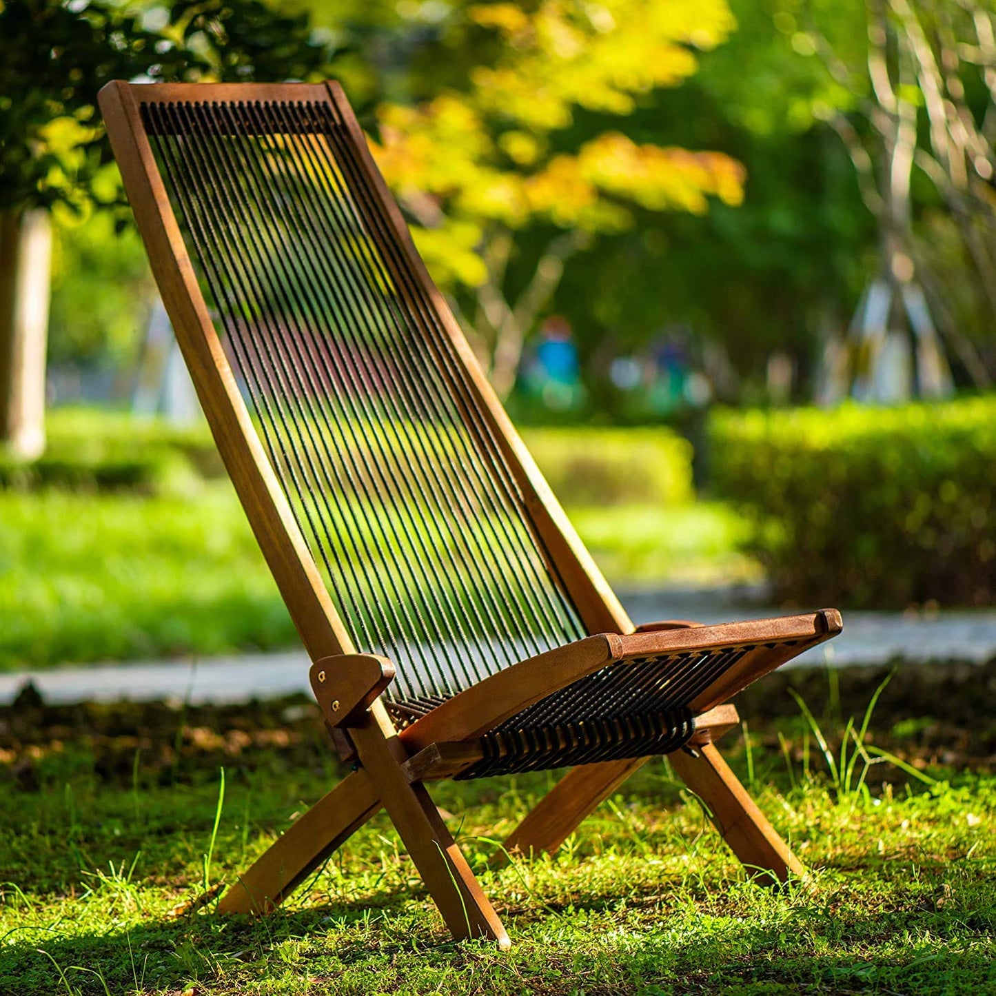 Folding Wooden Outdoor Lounge Chair Low Profile Acacia Wood Lounge Chair for The Patio Porch Deck Balcony Lawn Garden Wood Accent Furniture for Home (Set of 2)