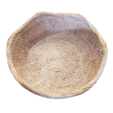 Handmade White Rattan Round Fruit Basket Food Storage Bowls Kitchen Organizer Snack Serving Bowl Wavy Edge Circle Tray Basket, Boho Home Décor Display Tray for Table, Dining Room,M amololo