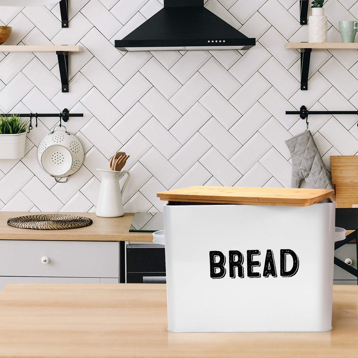 Granrosi Large White Bread Box for Kitchen Countertop, Bread Storage Container, Breadbox, Bread Container, Bread Boxes, Bread Keeper, Bread Holder - Farmhouse Bread Box with Bamboo Wooden Lid - White Granrosi
